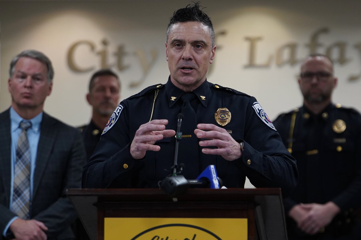 Authorities accuse motorcycle and street gang members of targeting Indiana judge for assassination | iNFOnews.ca