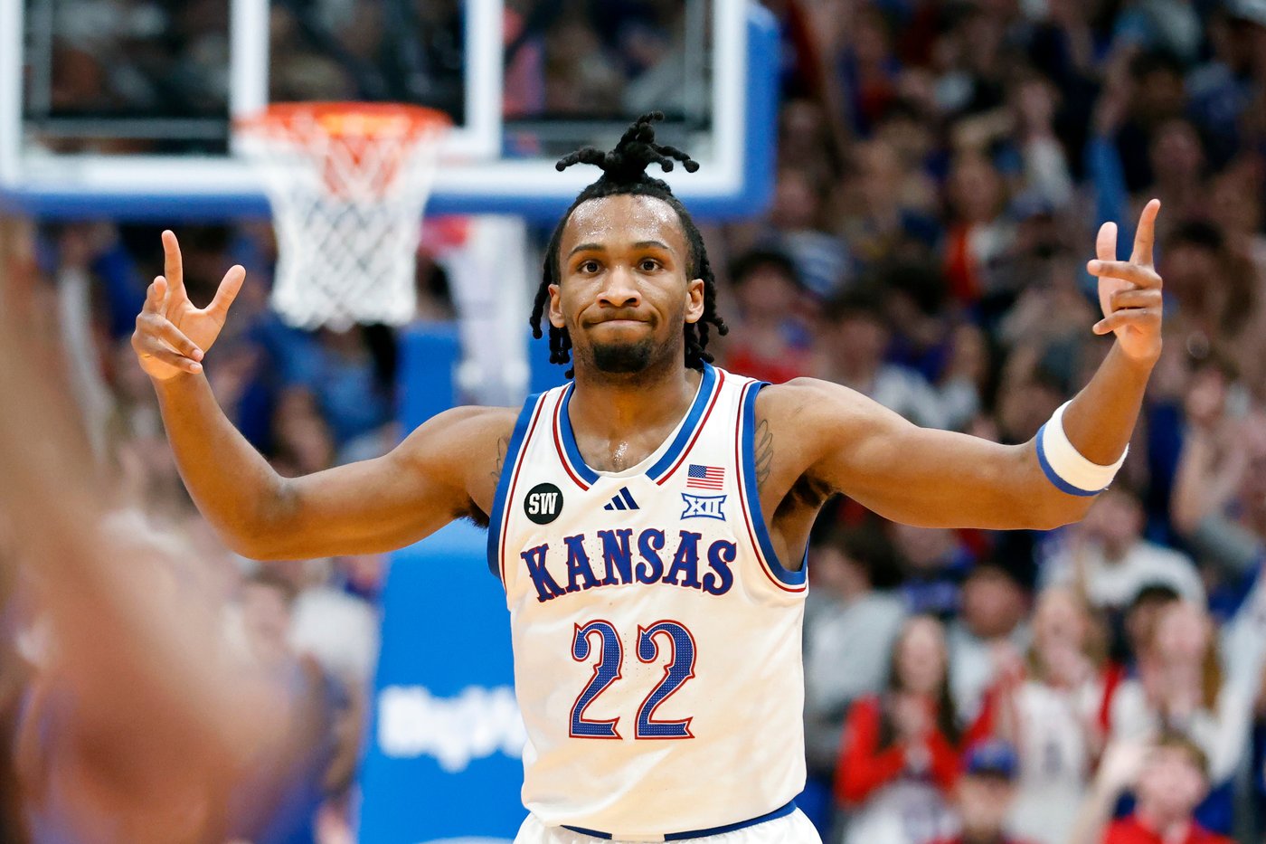No. 14 Kansas beats No. 13 BYU 90-82 in 1,000th game at Allen Fieldhouse | iNFOnews.ca No. 14 Kansas beats No. 13 BYU 90-82 in 1,000th game at Allen Fieldhouse | iNFOnews.ca