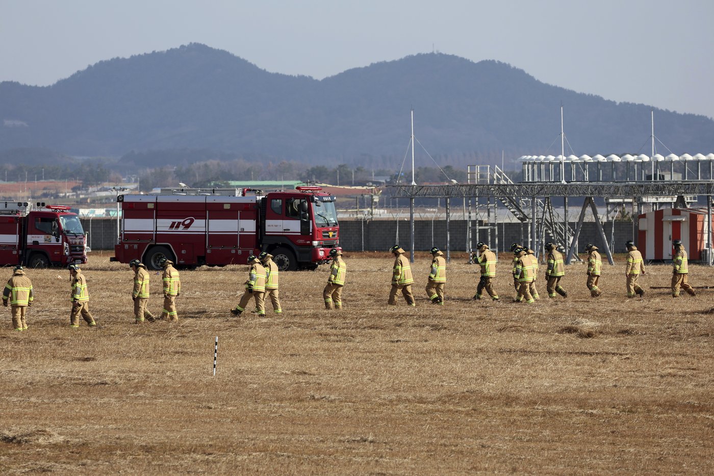 What we know about the deadly passenger jet crash in South Korea | iNFOnews.ca