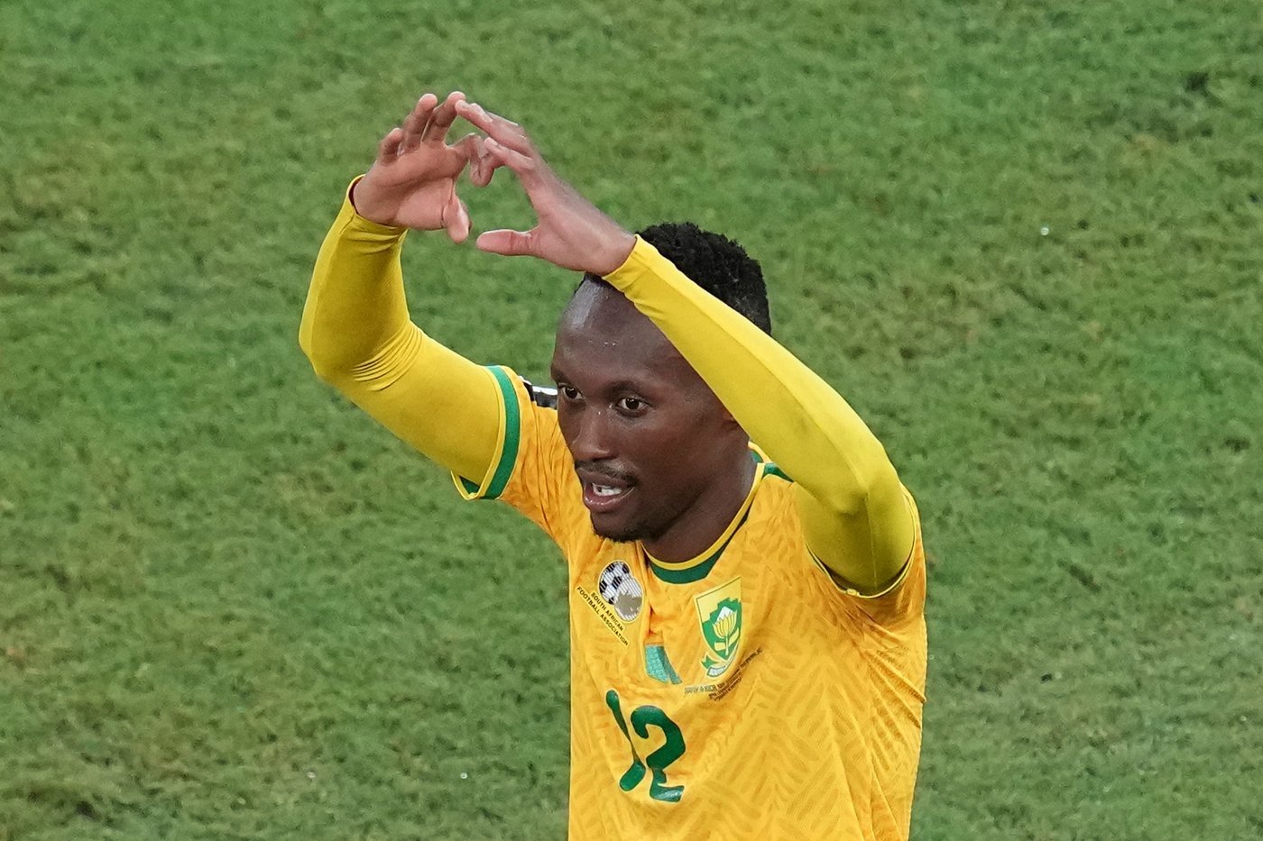 South Africa reaches World Cup knockout round with 1-0 win over South Korea | iNFOnews.ca