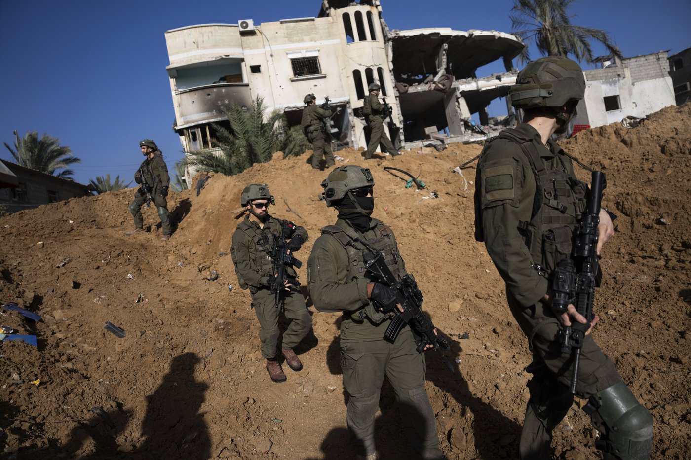 Negotiators say Israel and Hamas are inching toward a ceasefire deal. This is what it may look like | iNFOnews.ca