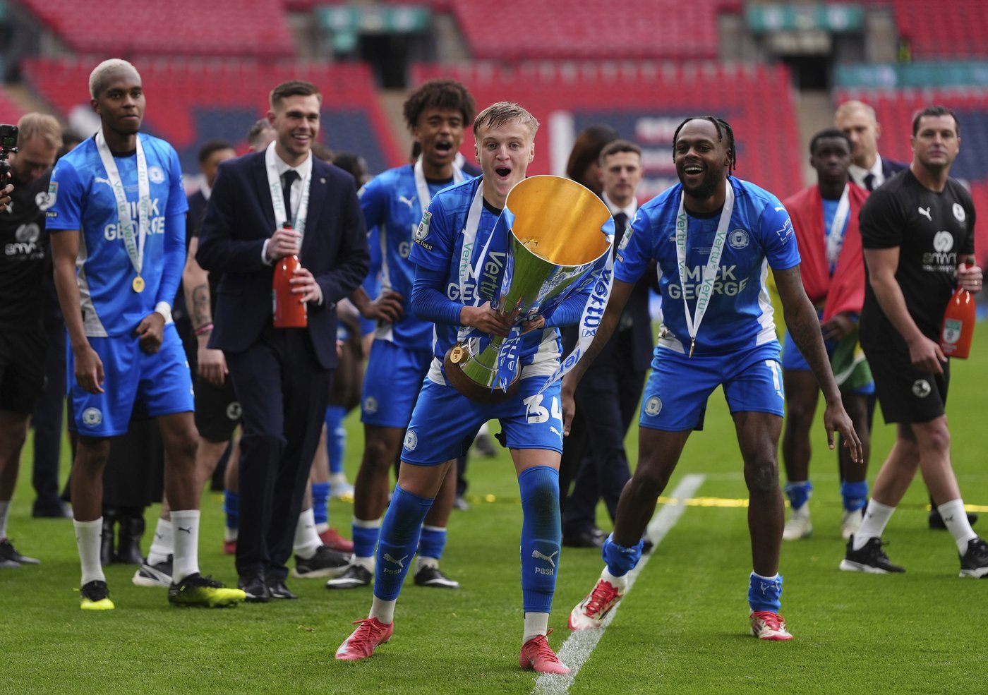 Mixed weekend for Brady as third-tier champion Birmingham loses Football League Trophy final | iNFOnews.ca