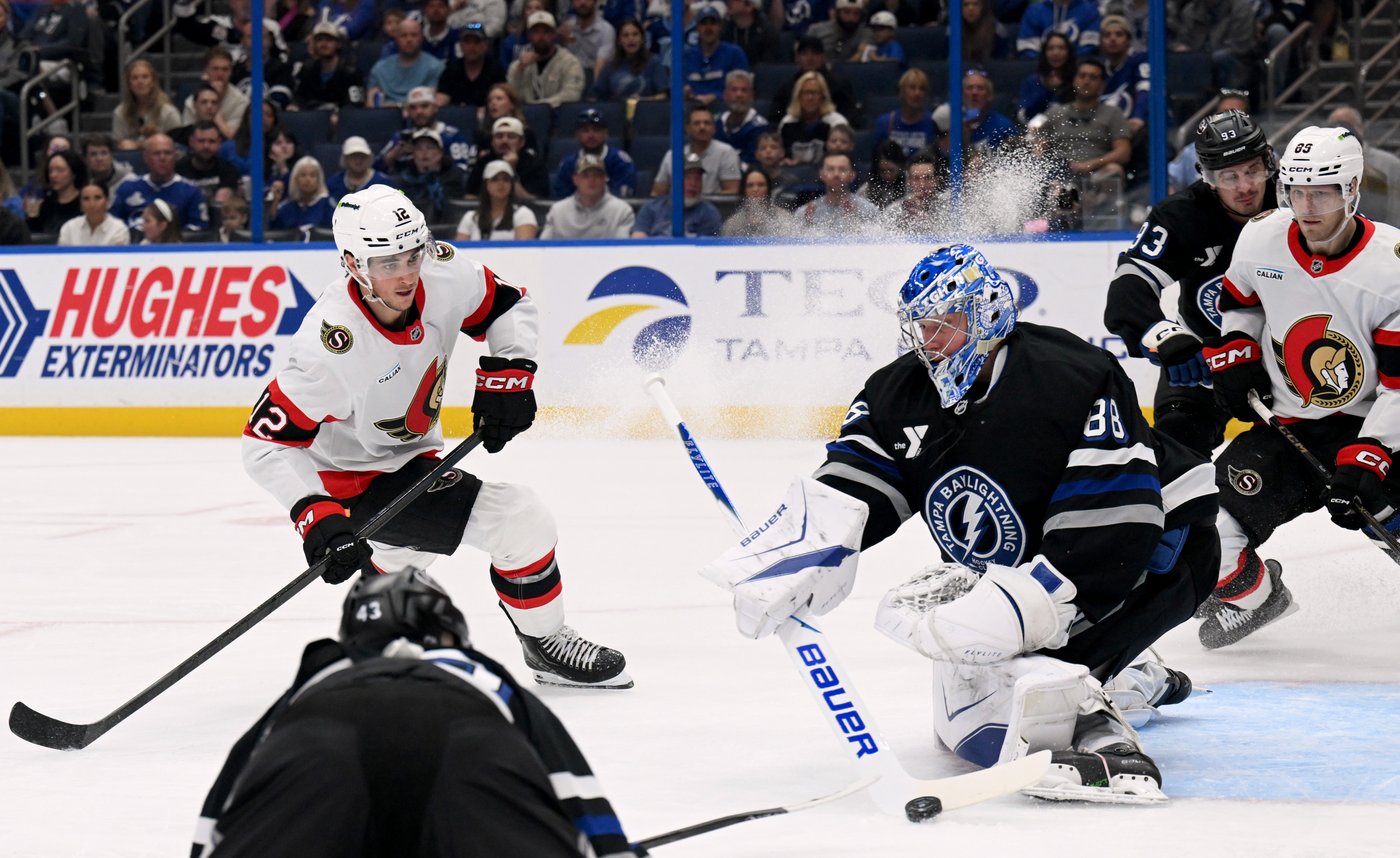 Lightning deal the Senators a blow in the playoff race by beating them 4-2 | iNFOnews.ca Lightning deal the Senators a blow in the playoff race by beating them 4-2 | iNFOnews.ca