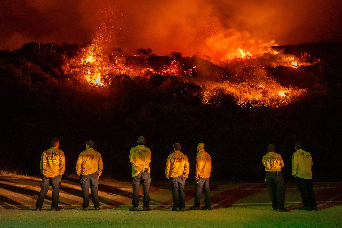 Wildfires burn along California's scenic Big Sur coast, in photos | iNFOnews.ca