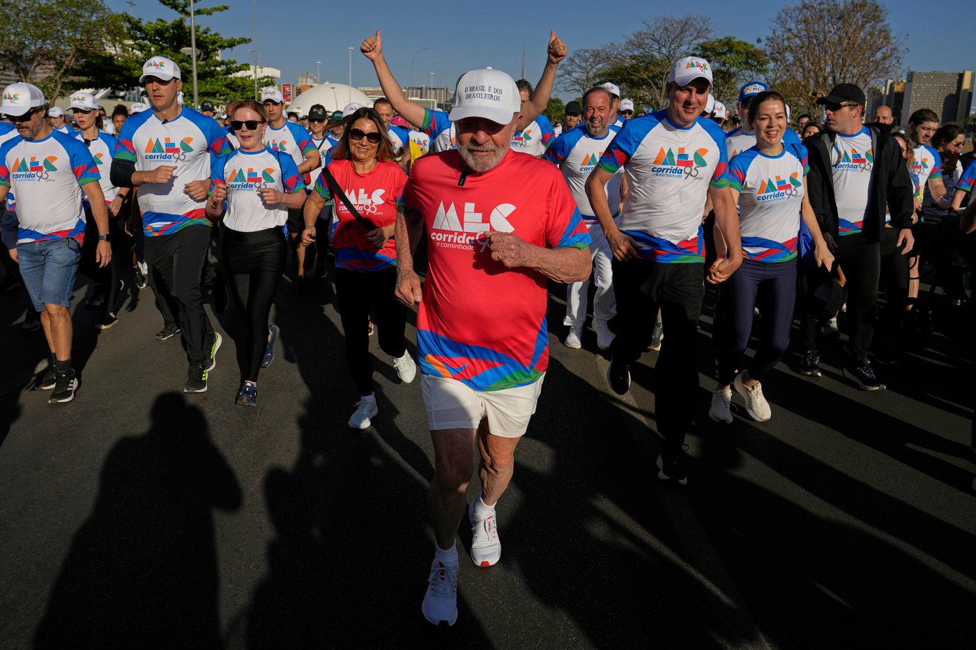 Brazil's 80-year-old Lula hits the treadmill to ease voter concerns about age | iNFOnews.ca