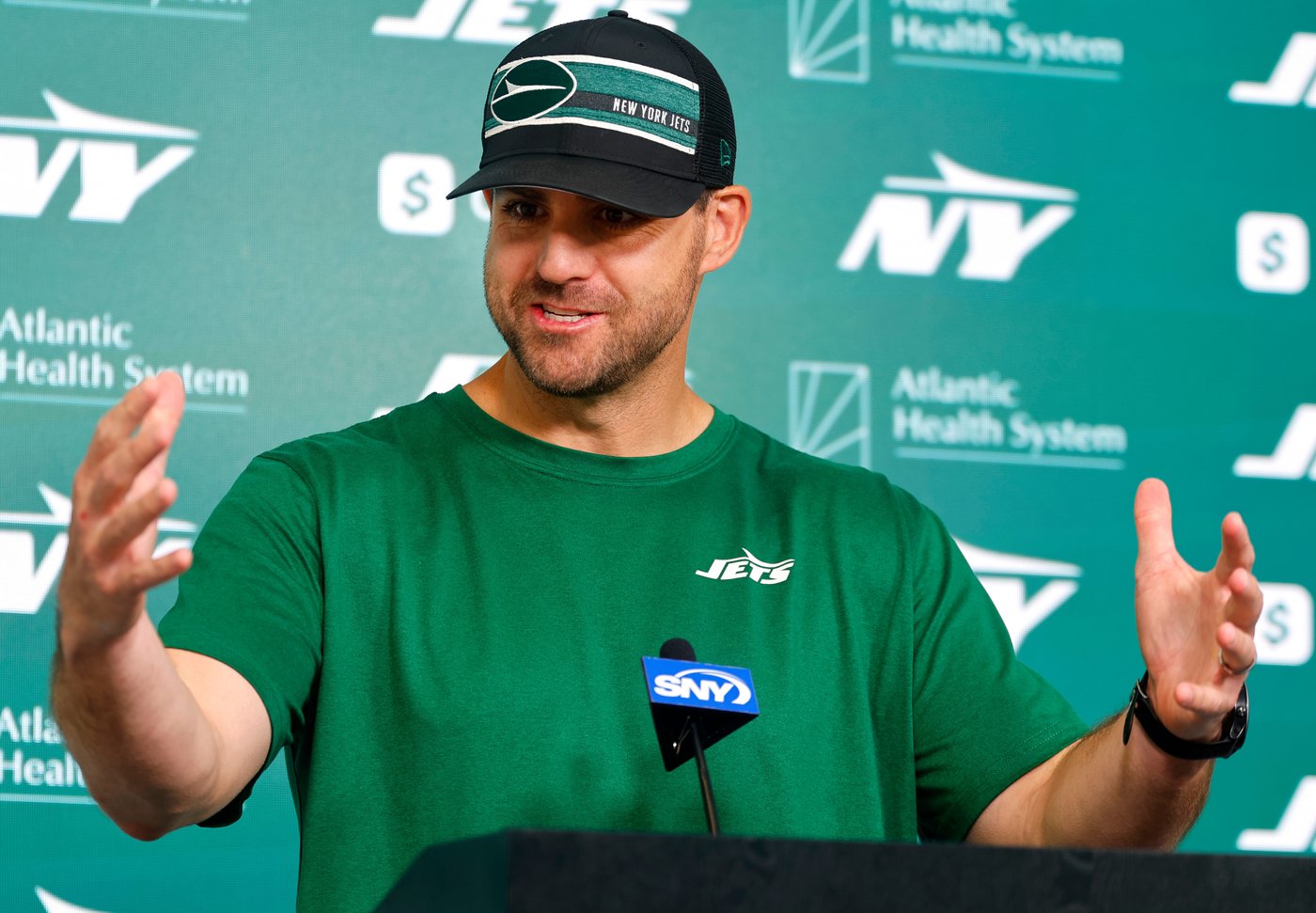 Jets' latest coaching staff shakeup: Tanner Engstrand out as offensive coordinator, AP source says | iNFOnews.ca