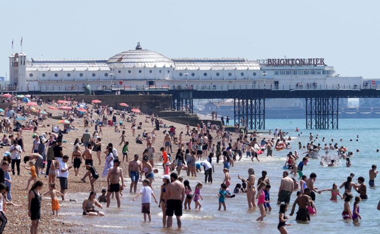 Exceptionally early heat wave shatters records and brings deaths in Europe | iNFOnews.ca