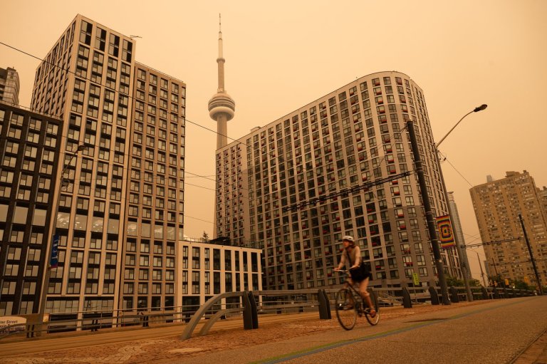 The latest on Ontario wildfires and smoke, from evacuations to poor air quality | iNFOnews.ca