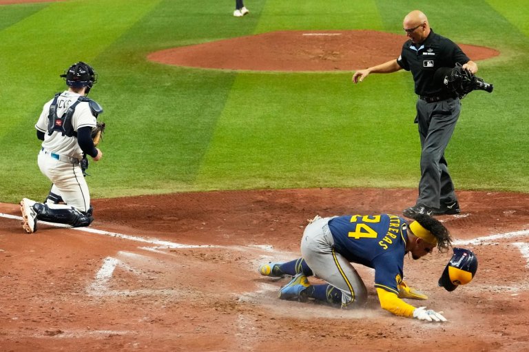 Brewers beat the Rays 4-1 in Game 5 to win the first World Series title in franchise history | iNFOnews.ca