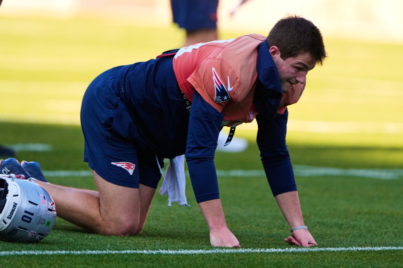 Seahawks rookie safety Nick Emmanwori injures an ankle during practice for the Super Bowl | iNFOnews.ca