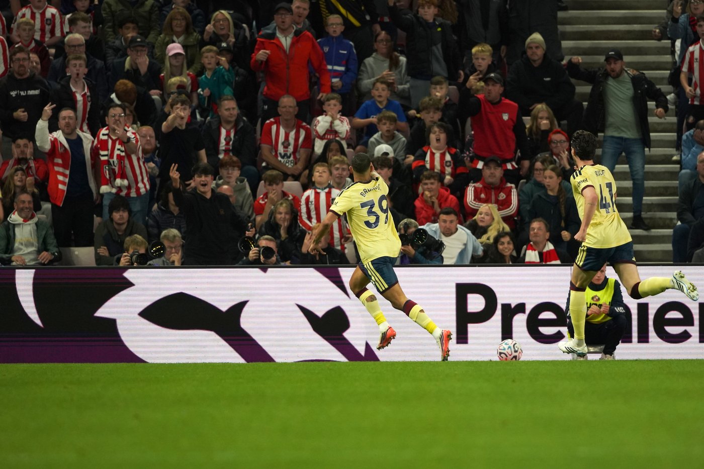 Arsenal manager Mikel Arteta rages at 'unacceptable' penalty against Sunderland | iNFOnews.ca