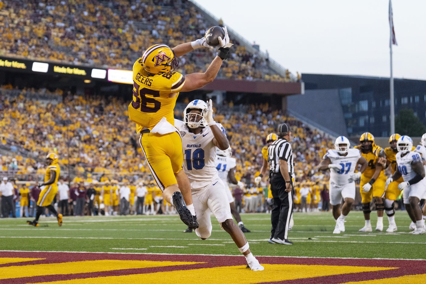 Minnesota beats Buffalo 23-10 in opener as Drake Lindsey passes for 290 yards, 2 TDs in debut | iNFOnews.ca Minnesota beats Buffalo 23-10 in opener as Drake Lindsey passes for 290 yards, 2 TDs in debut | iNFOnews.ca