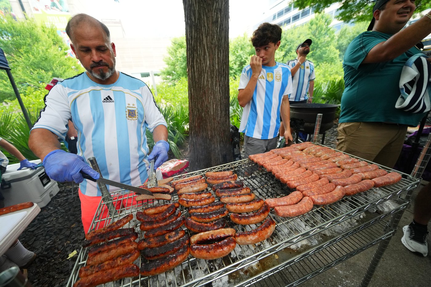 There's a beef about beef at the World Cup, as Argentina fans pour into Texas | iNFOnews.ca There's a beef about beef at the World Cup, as Argentina fans pour into Texas | iNFOnews.ca