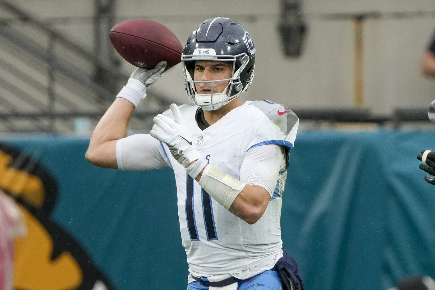 Texans want to snap skid before the playoffs with Titans headed for likely top 10 draft pick | iNFOnews.ca