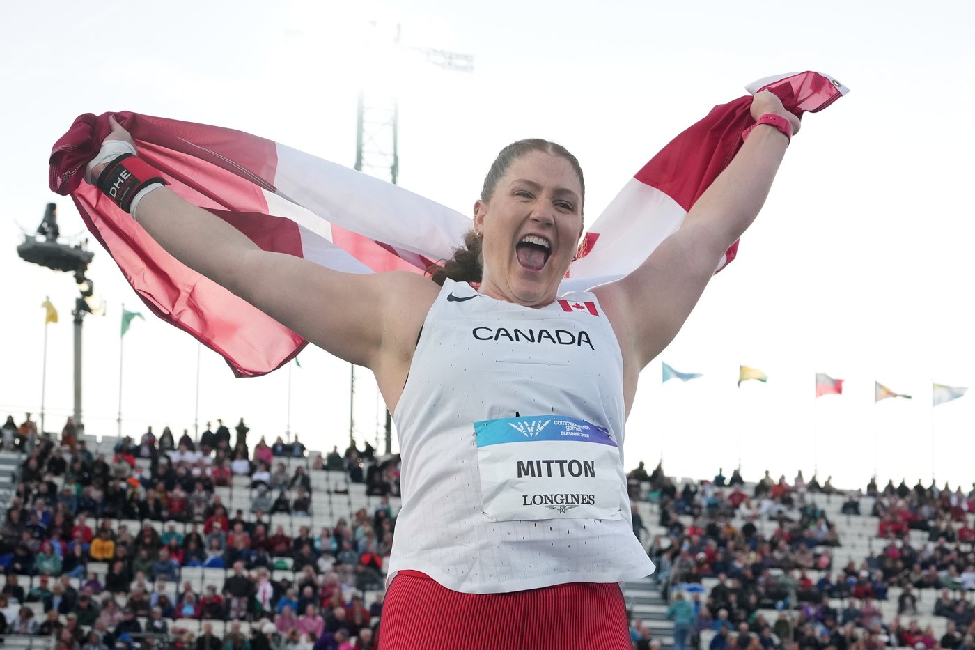 Canada's Sarah Mitton repeats as women's shot put champion at Commonwealth Games | iNFOnews.ca
