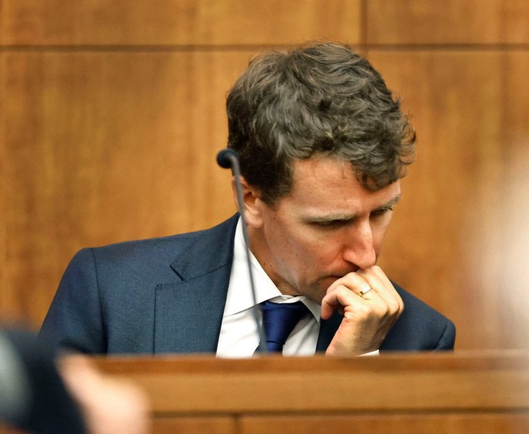 Lindsay Clancy's ex-husband resumes testifying about the day she killed their 3 children | iNFOnews.ca