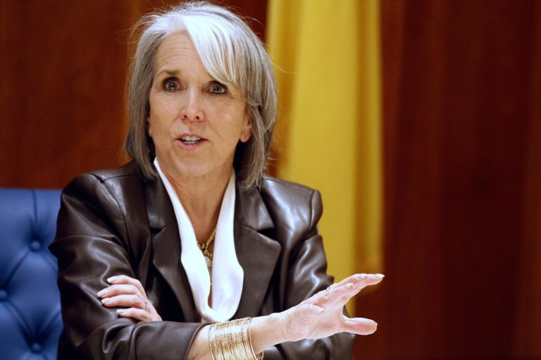 New Mexico Democrats rush to shore up safety net programs after federal cuts | iNFOnews.ca