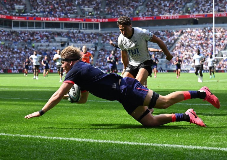England rebounds from South Africa loss by crushing 14-man Fiji 73-8 in Nations Championship | iNFOnews.ca