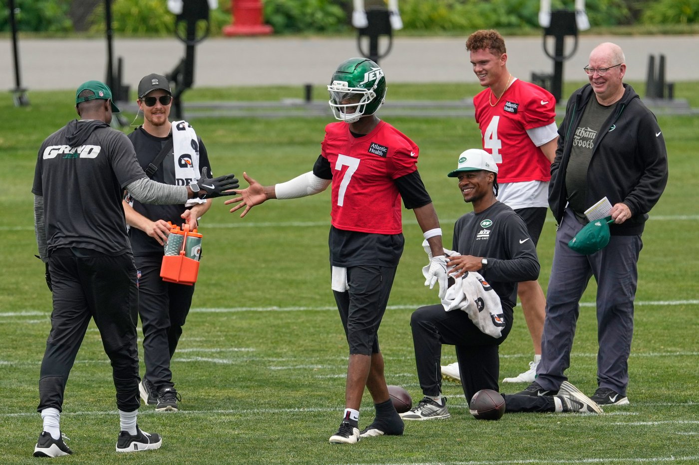 The Super Bowl-starved Jets find some 'positive jealousy' and motivation in NBA champion Knicks | iNFOnews.ca The Super Bowl-starved Jets find some 'positive jealousy' and motivation in NBA champion Knicks | iNFOnews.ca