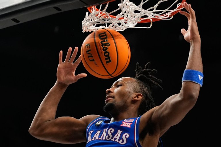 Kansas freshman Darryn Peterson declares for the NBA draft and is projected as a top-3 pick | iNFOnews.ca