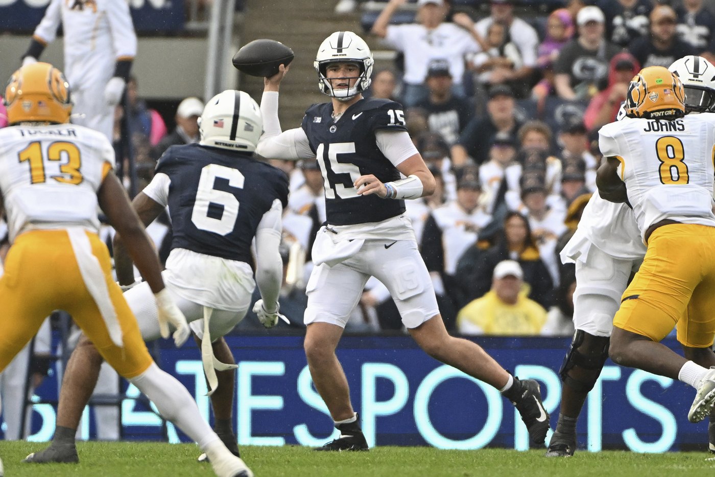 No. 19 Illini out to knock off another ranked team when it visits No. 9 Penn St. in top Big Ten game | iNFOnews.ca No. 19 Illini out to knock off another ranked team when it visits No. 9 Penn St. in top Big Ten game | iNFOnews.ca