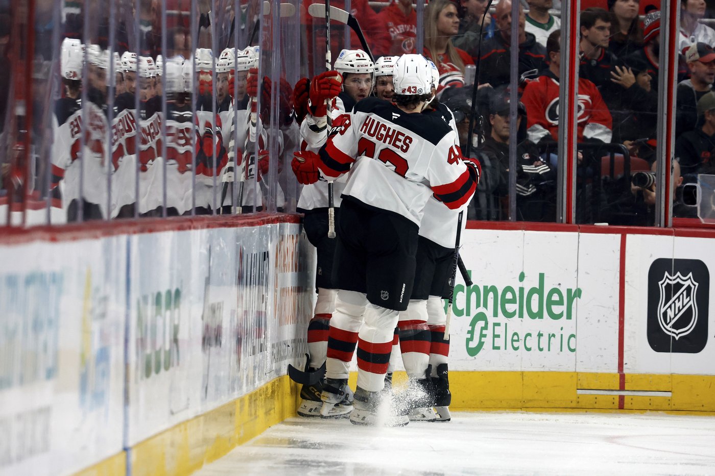 Roslovic scores twice in Hurricanes' four-goal third in 5-2 win over Devils | iNFOnews.ca Roslovic scores twice in Hurricanes' four-goal third in 5-2 win over Devils | iNFOnews.ca