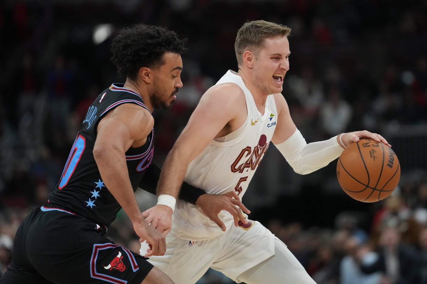 James Harden scores 36 as Cavaliers hang on to beat Bulls 115-110 with Mitchell sidelined | iNFOnews.ca James Harden scores 36 as Cavaliers hang on to beat Bulls 115-110 with Mitchell sidelined | iNFOnews.ca
