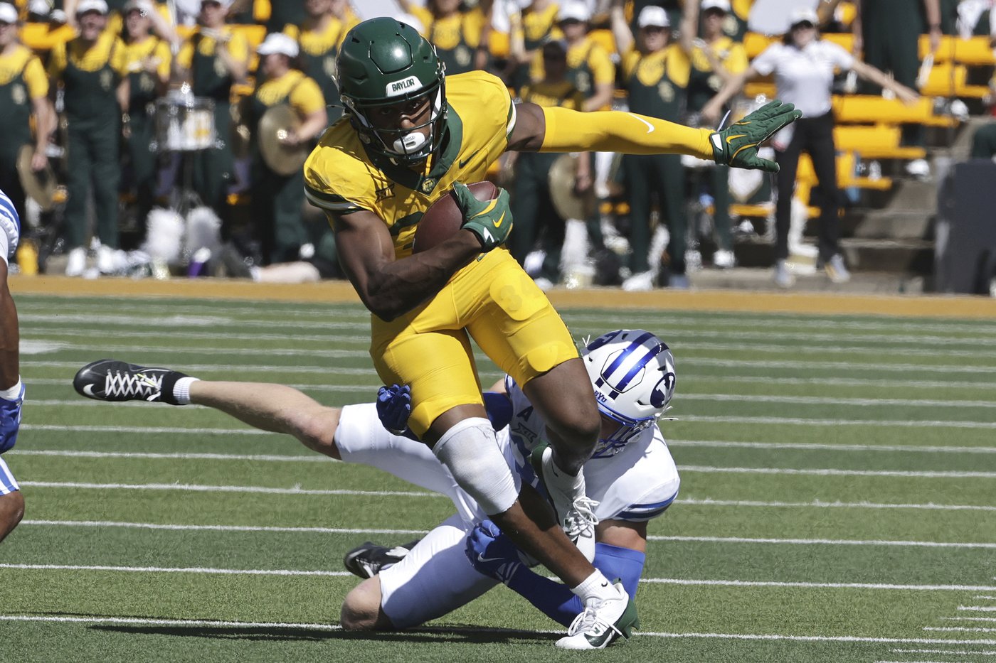 Big 12 defenders lead FBS in interceptions with some hitting paydirt | iNFOnews.ca