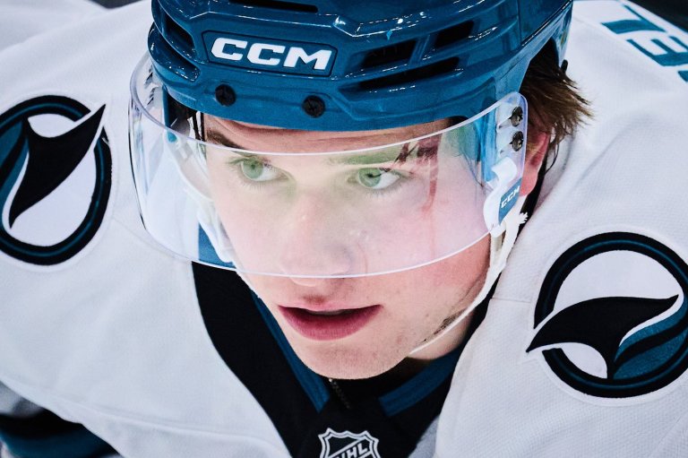 'Easy to follow': Macklin Celebrini navigating 1st season as San Jose Sharks captain | iNFOnews.ca