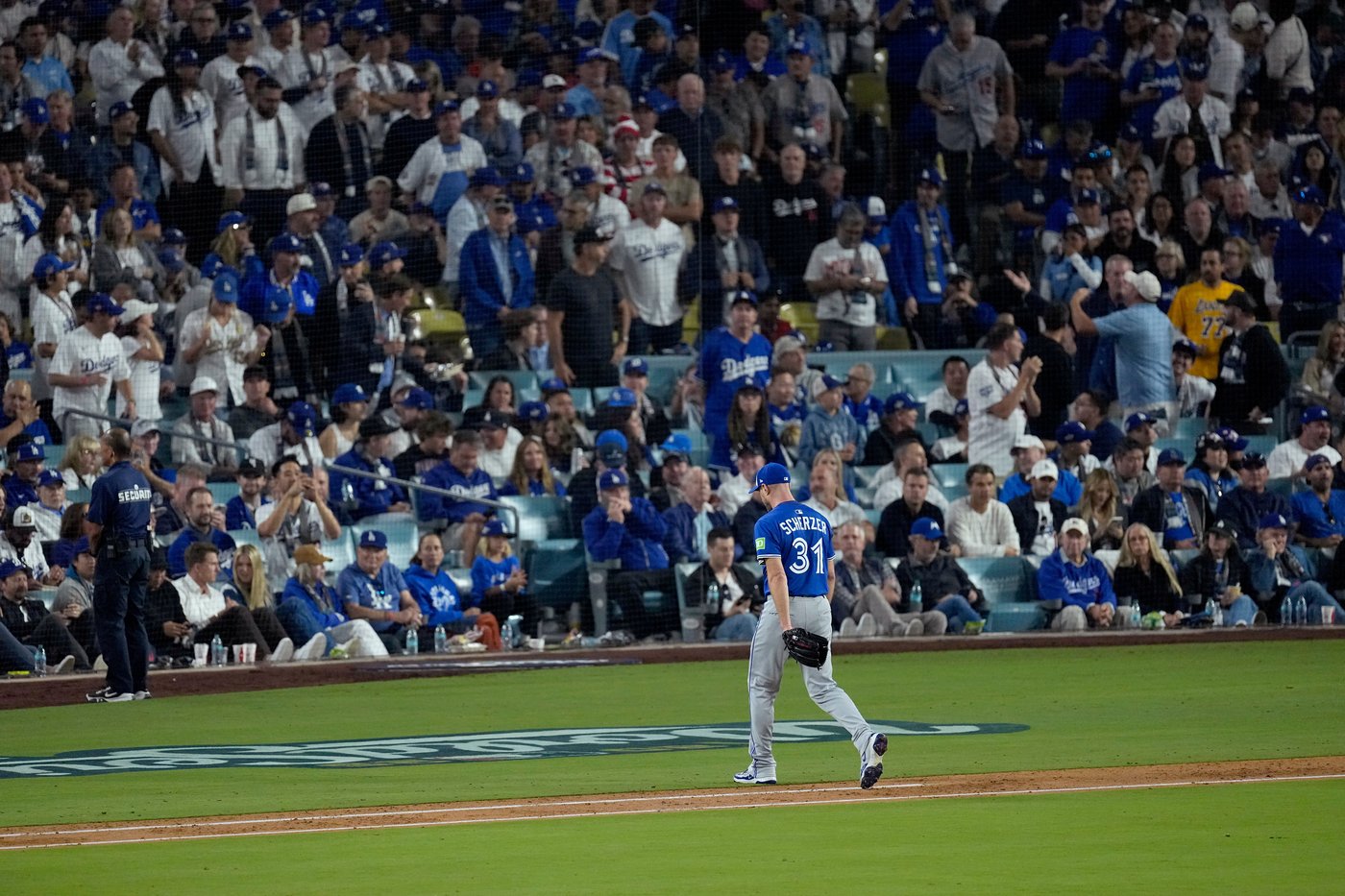 Scherzer doesn't argue with Schneider, leaves World Series Game 3 with lead that bullpen wastes | iNFOnews.ca