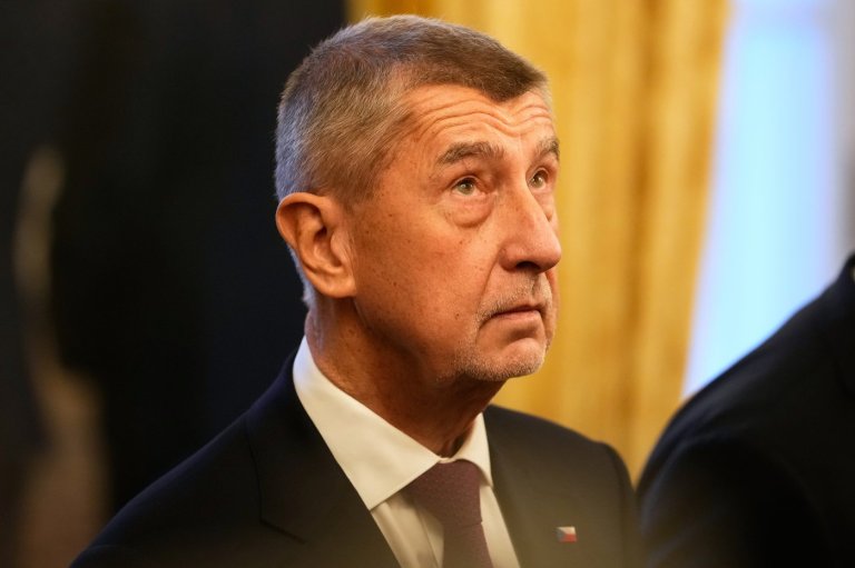 Czech president swears in new coalition government of populist billionaire Andrej Babiš | iNFOnews.ca