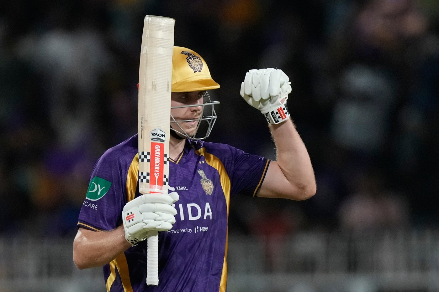 Allen blazes 93 to keep Kolkata in IPL playoffs chase at Gujarat's expense | iNFOnews.ca