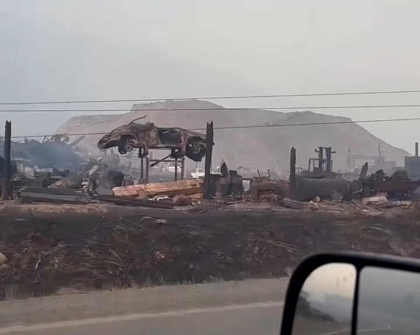 Video shows smouldering aftermath of wildfire outside Clinton, B.C. | iNhome