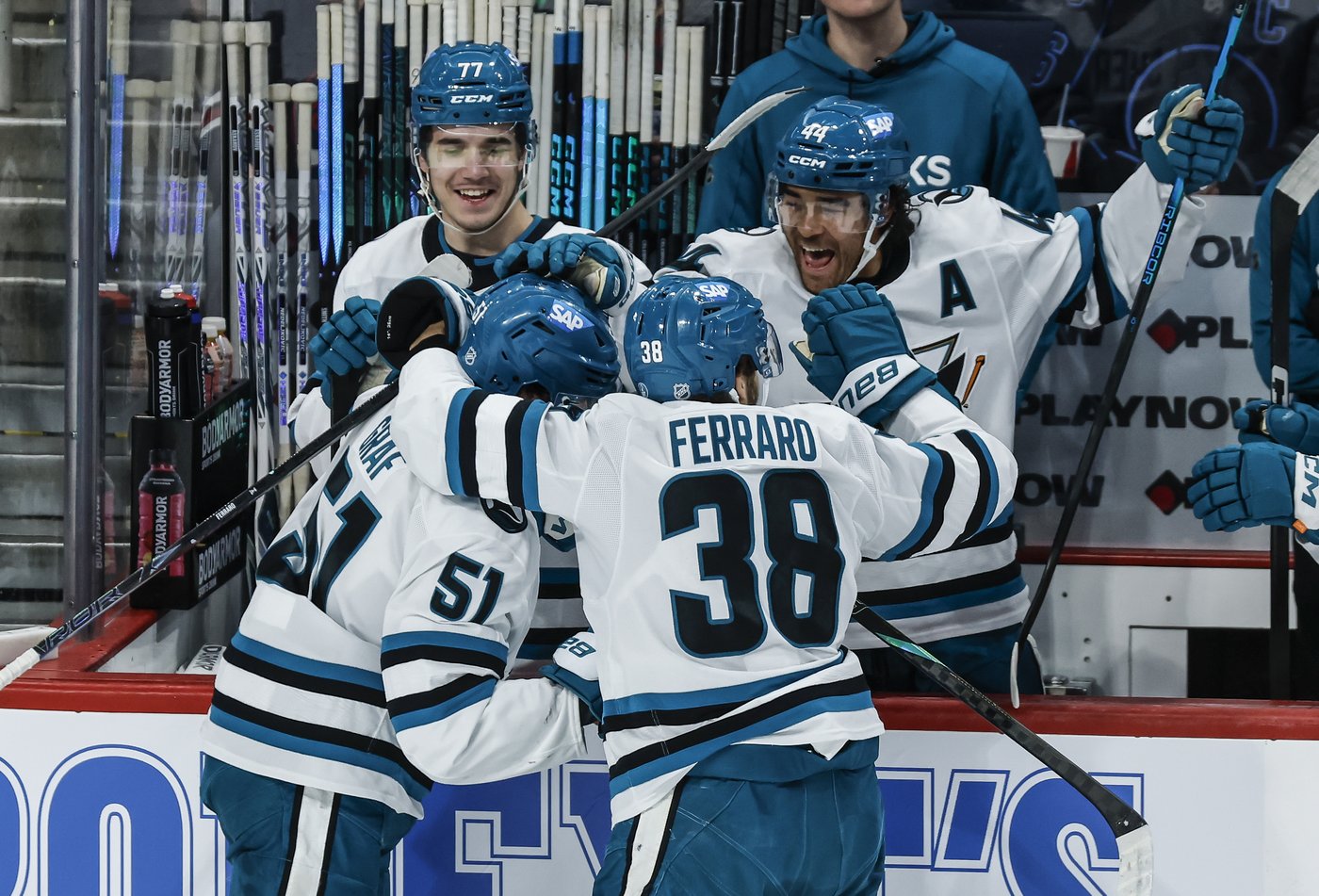 Celebrini sets Sharks' points record in 6-1 season-ending win over Jets | iNFOnews.ca Celebrini sets Sharks' points record in 6-1 season-ending win over Jets | iNFOnews.ca