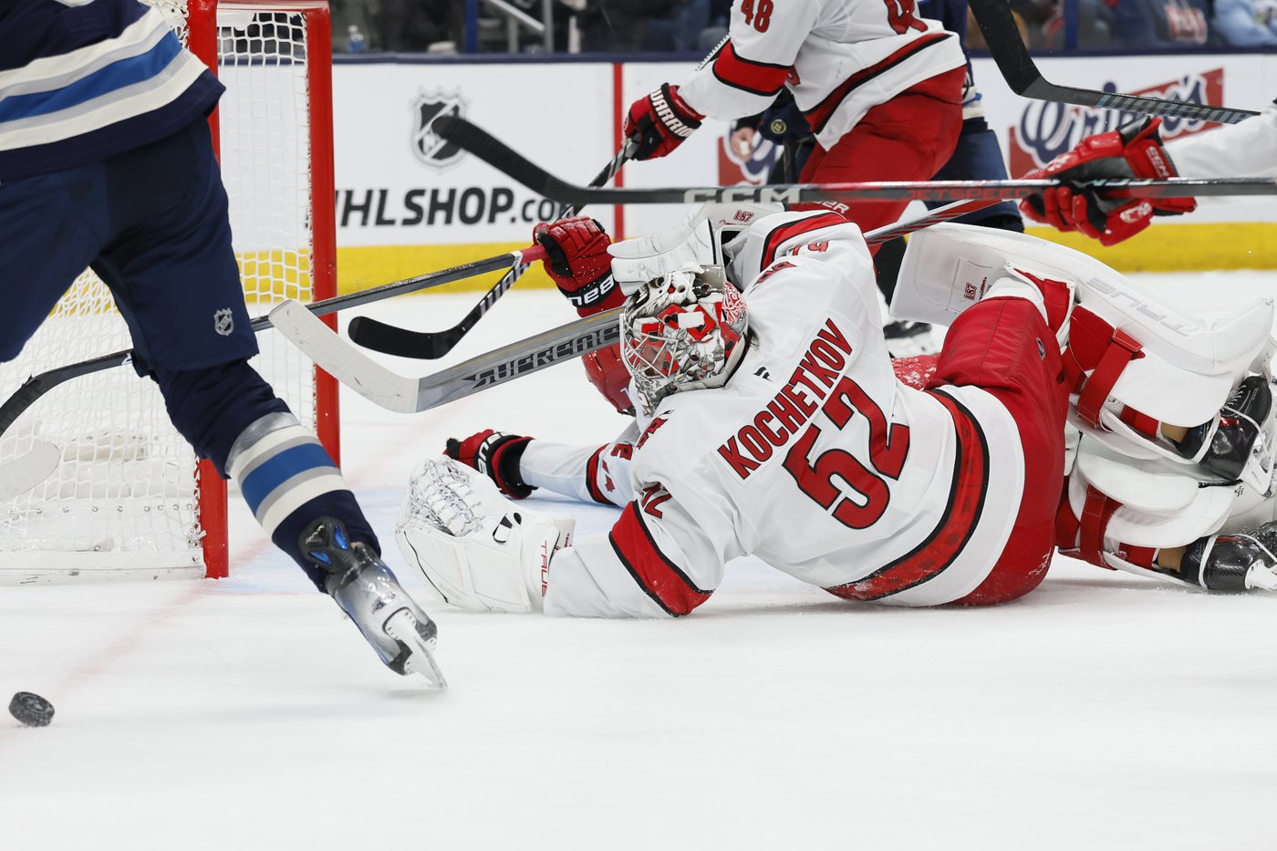 Fantilli scores in the 4th round of a shootout as Blue Jackets beat Hurricanes 4-3 | iNFOnews.ca Fantilli scores in the 4th round of a shootout as Blue Jackets beat Hurricanes 4-3 | iNFOnews.ca