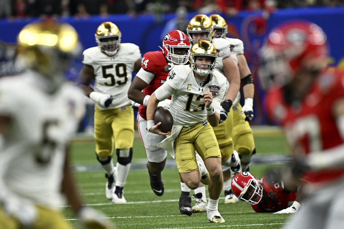Notre Dame prepares for powerful Ohio State defense in national championship game | iNFOnews.ca