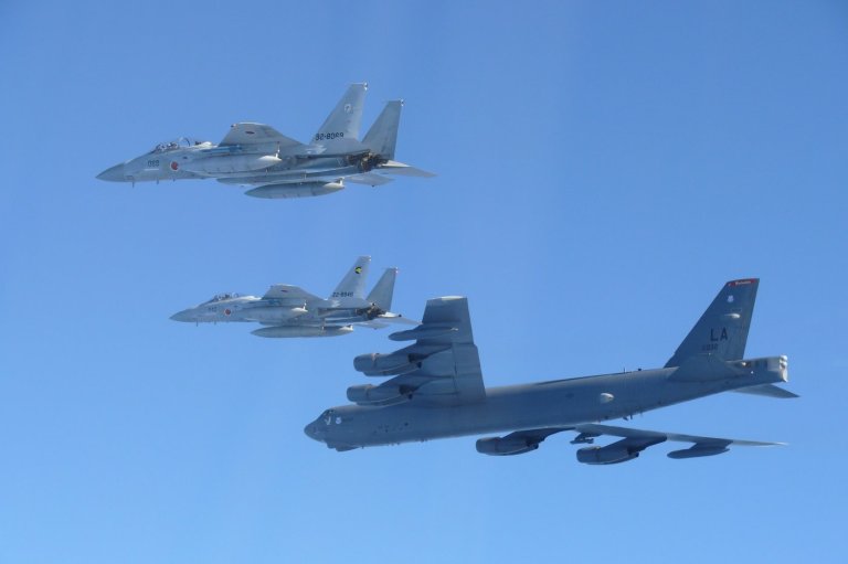 US and Japan hold joint flight drills as China ups military activity near Japan | iNFOnews.ca