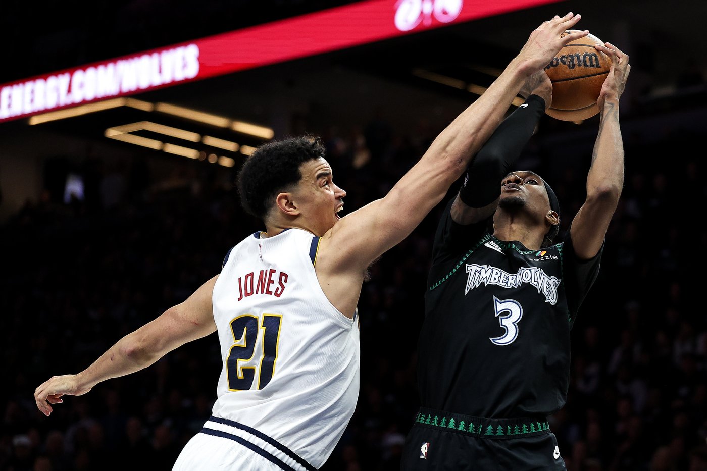 Nuggets match Thunder's offer sheet and will bring back Spencer Jones for a third season | iNFOnews.ca