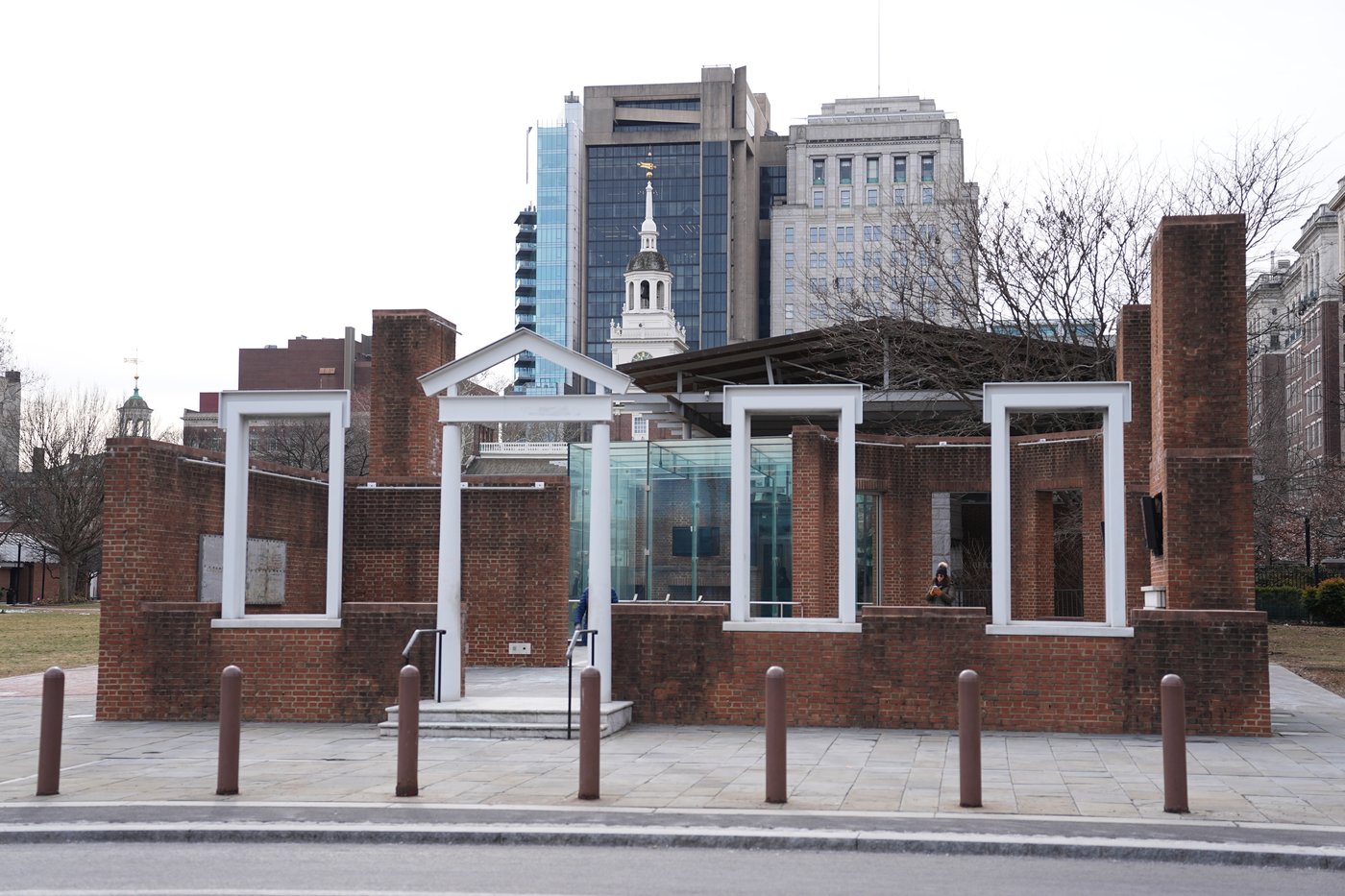 Philadelphia sues over removal of slavery exhibit at Independence National Historical Park | iNFOnews.ca
