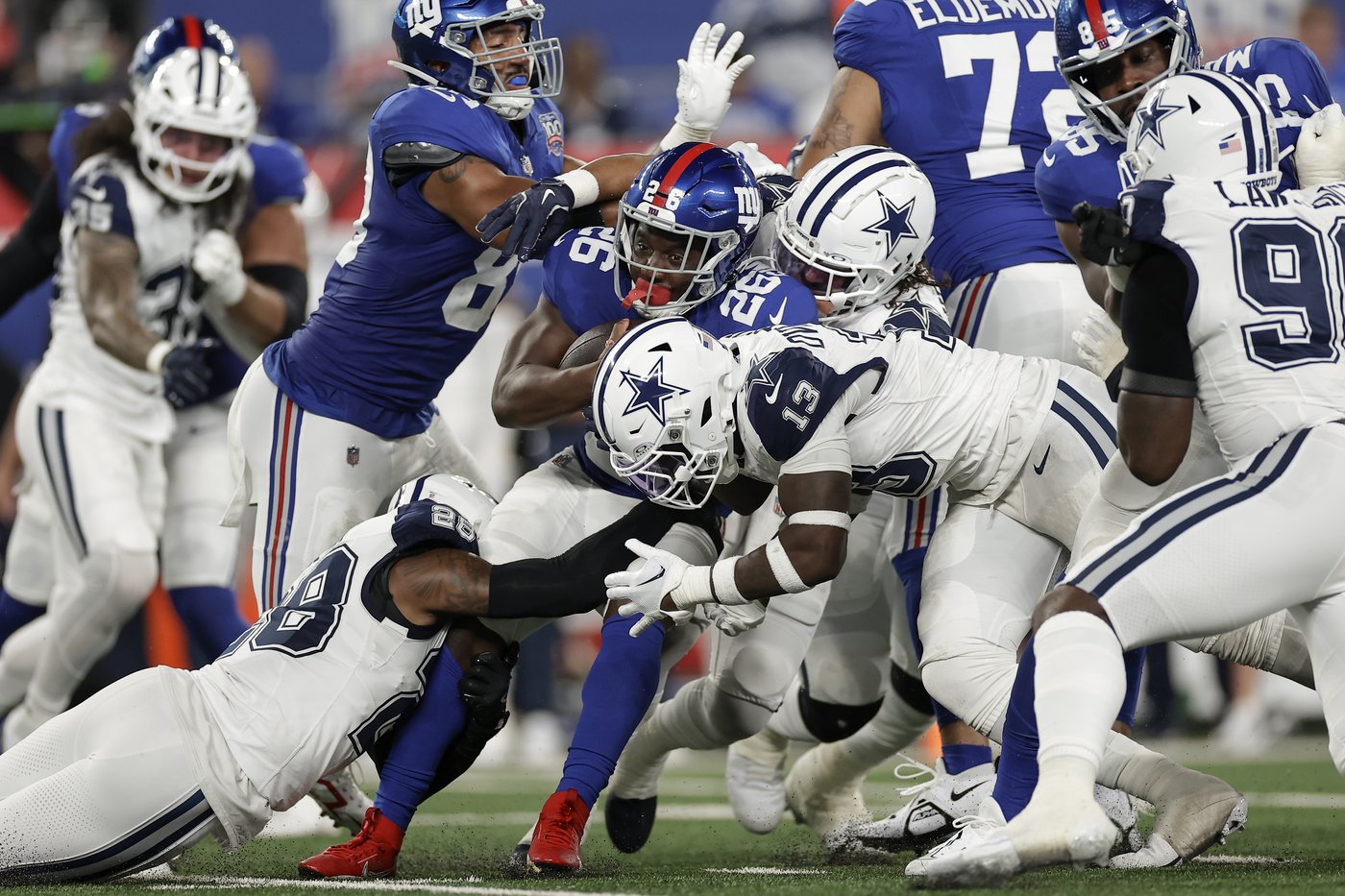 Tough, tight win keeps Cowboys out of crisis mode, but Micah Parsons' health is a question | iNFOnews.ca Tough, tight win keeps Cowboys out of crisis mode, but Micah Parsons' health is a question | iNFOnews.ca