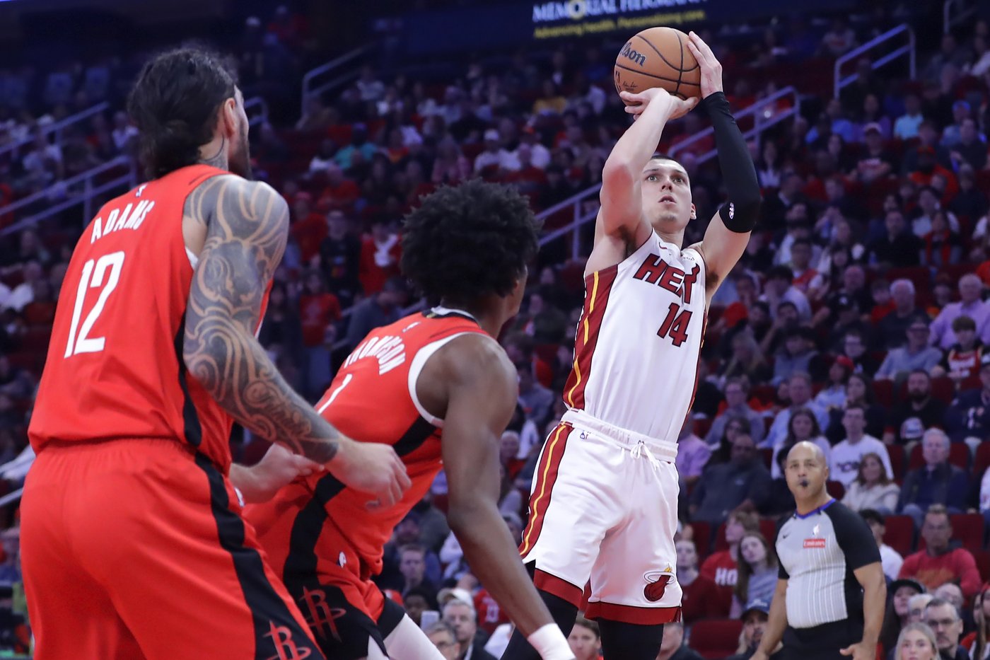 Herro leads Heat over Rockets in game marred by fight and ejections in final minute | iNFOnews.ca