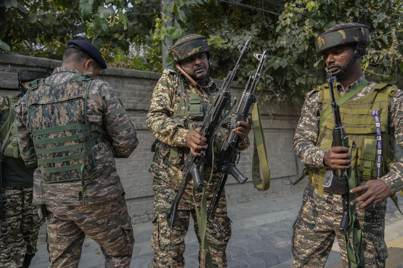 A grenade explosion in a busy market in Indian-controlled Kashmir wounds 9 | iNFOnews.ca