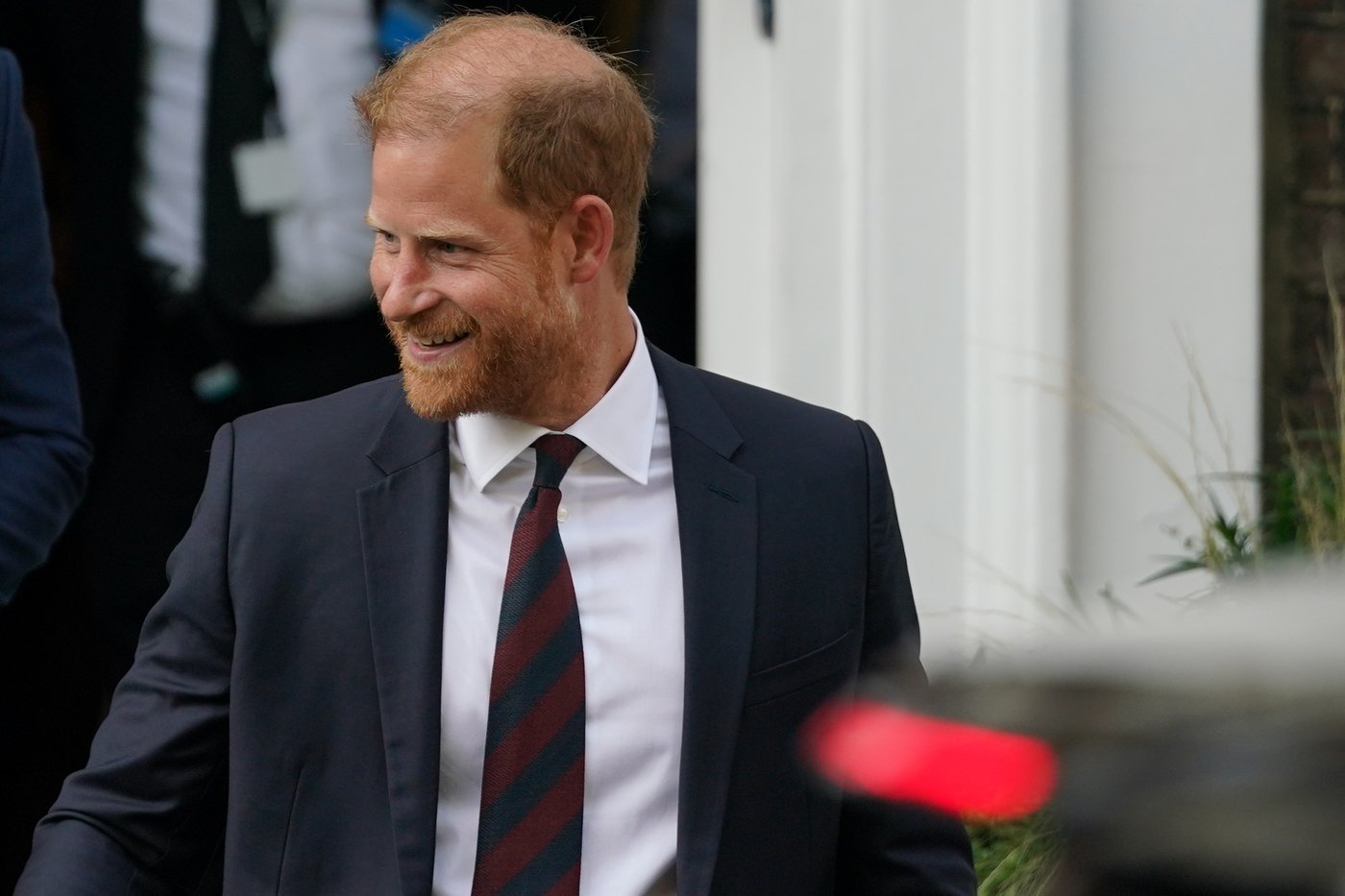 Judge dismisses Prince Harry's privacy invasion lawsuit against publisher of Daily Mail | iNFOnews.ca