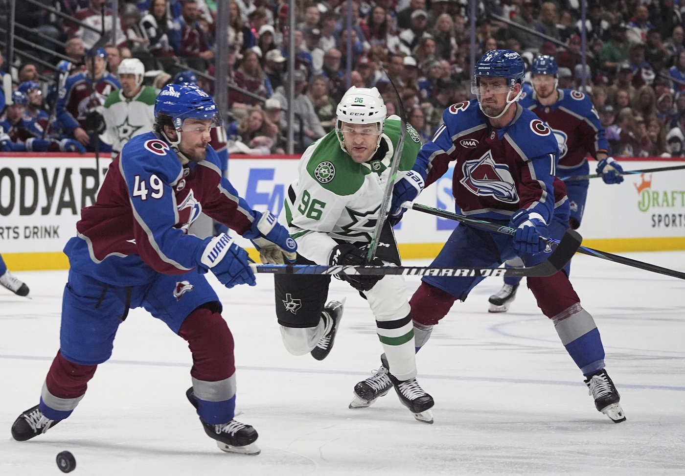 Landeskog scores 1st goal in nearly 3 years, Avalanche even series with 4-0 win over Stars in Game 4 | iNFOnews.ca Landeskog scores 1st goal in nearly 3 years, Avalanche even series with 4-0 win over Stars in Game 4 | iNFOnews.ca