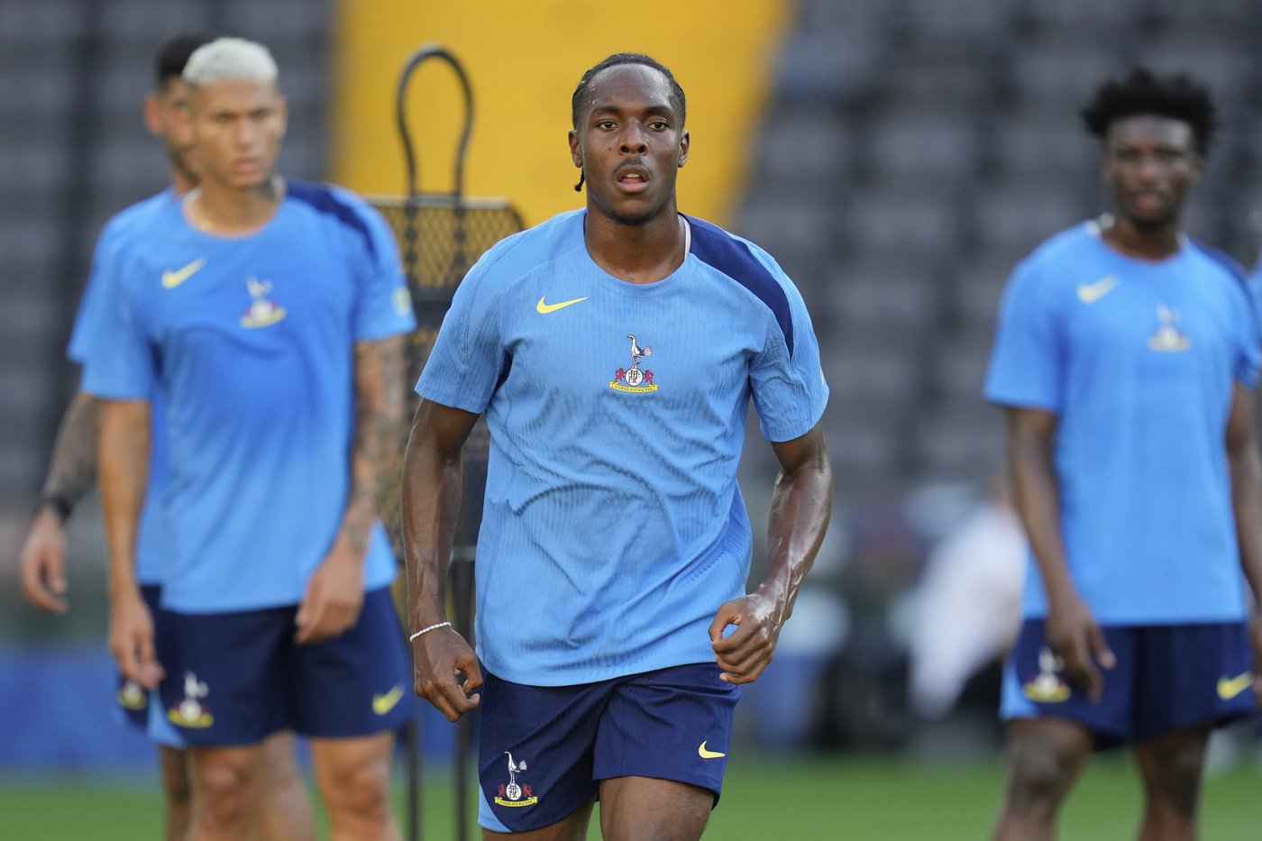 Tottenham condemns racist abuse of Mathys Tel after UEFA Super Cup | iNFOnews.ca Tottenham condemns racist abuse of Mathys Tel after UEFA Super Cup | iNFOnews.ca