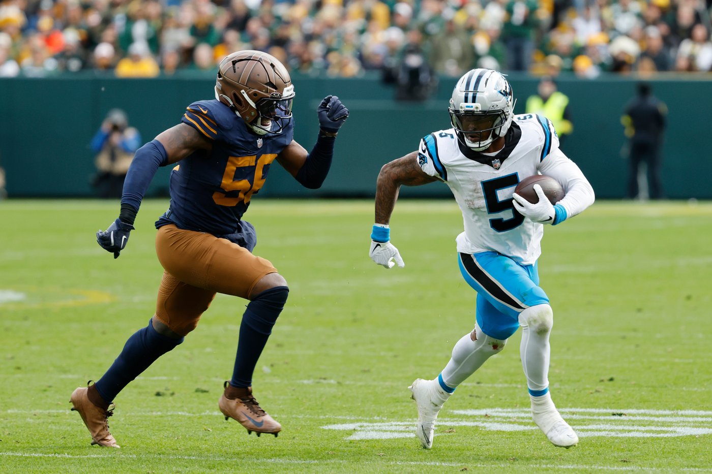 Rico Dowdle's big day and Ryan Fitzgerald's big kick give Panthers 16-13 win over Packers | iNFOnews.ca