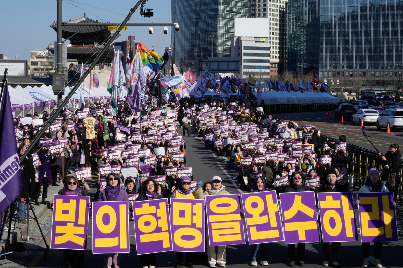 Photos show women marking International Women’s Day | iNFOnews.ca