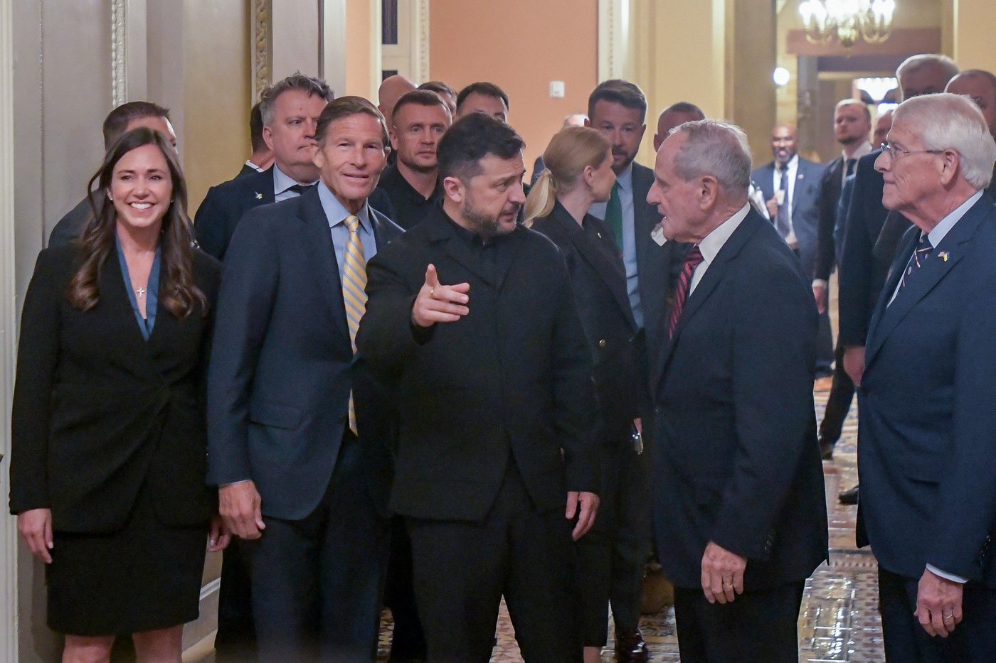 Zelenskyy's direct plea helped unlock Russia sanctions in the Senate. What's next is uncertain | iNFOnews.ca Zelenskyy's direct plea helped unlock Russia sanctions in the Senate. What's next is uncertain | iNFOnews.ca