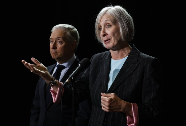 Bill will help reduce government interventions during strikes: Hajdu | iNFOnews.ca