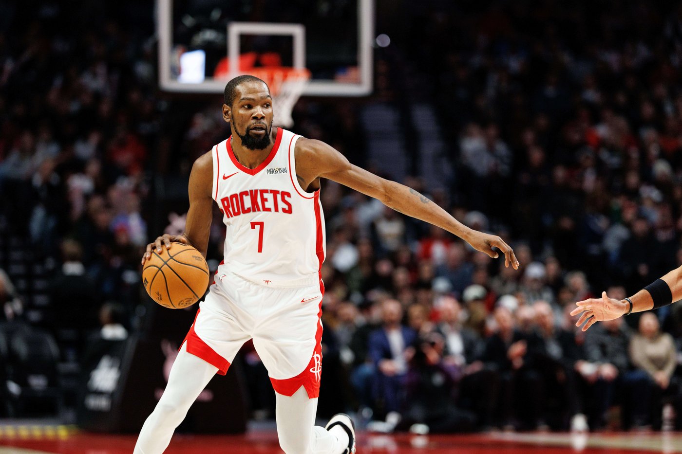 Kevin Durant passes Wilt Chamberlain for 7th on the NBA's career scoring list | iNFOnews.ca